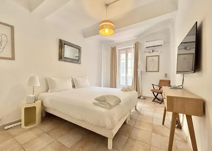 Apartment 2 Bedroom - 19jdr2